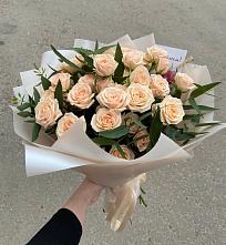 Букет Кремовые розы Латте в Малгобеке
